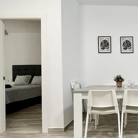 Daire Tilos Suites-vialia Málaga