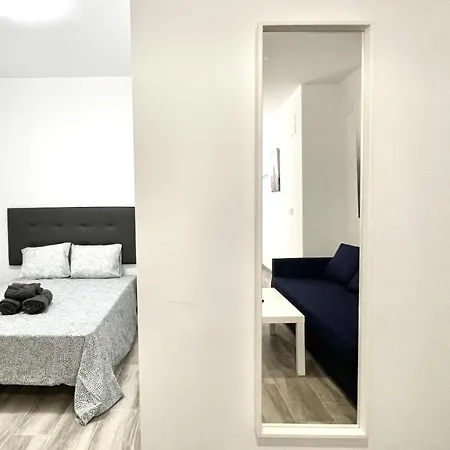 Tilos Suites-vialia Daire *