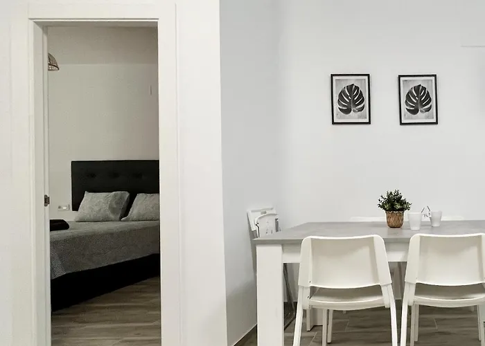 Daire Tilos Suites-vialia Málaga