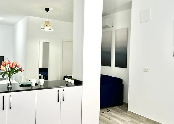 Tilos Suites-vialia