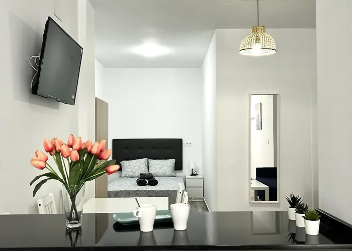Tilos Suites-vialia